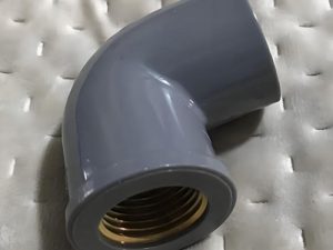 PVC threaded coupling (3)